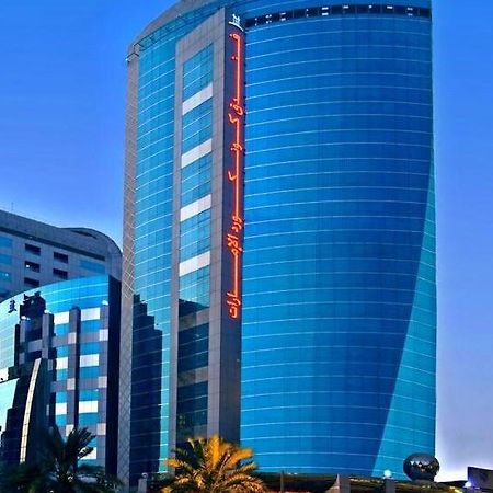 Royal Concorde Hotel & Suite Dubai Exterior photo